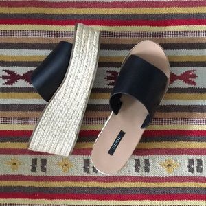 Summer platform slides